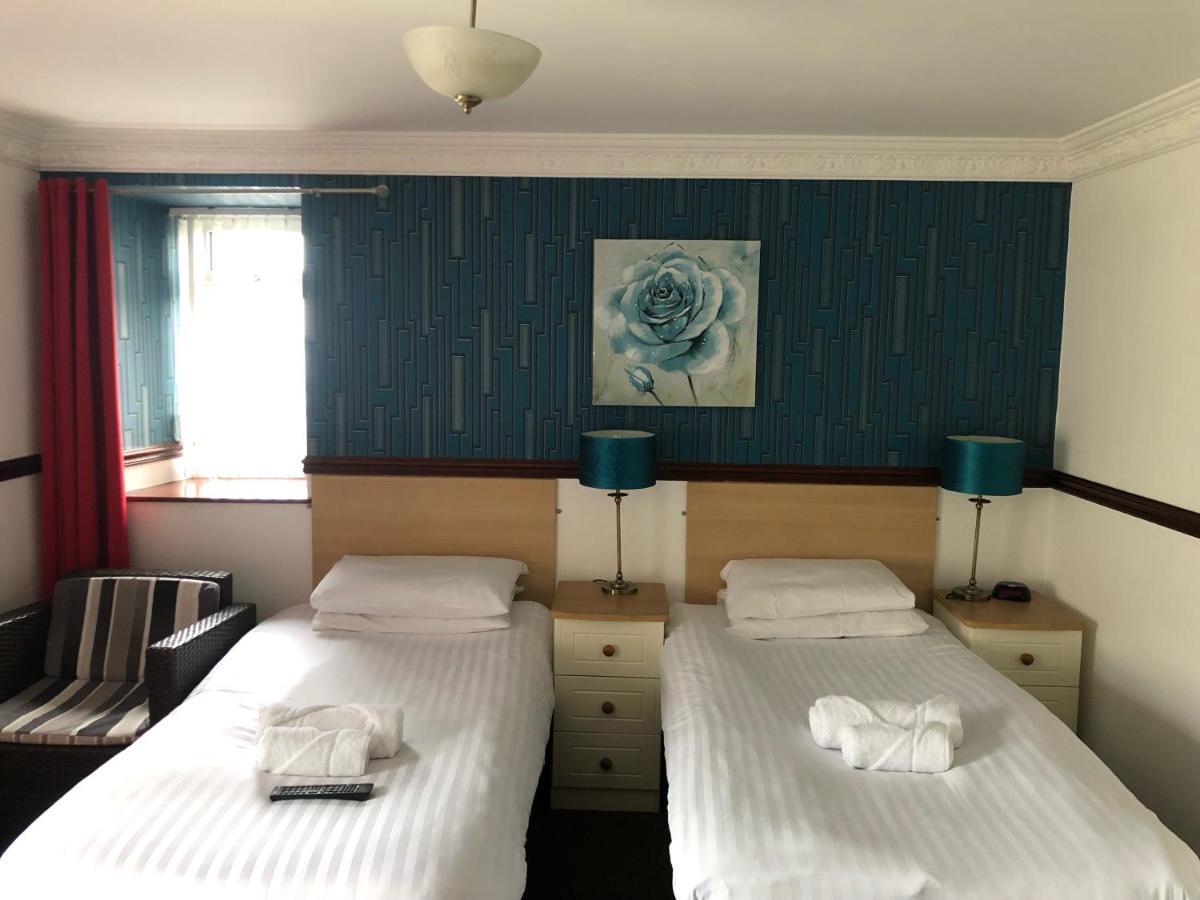 Boathouse Hotel Holyhead Eksteriør bilde