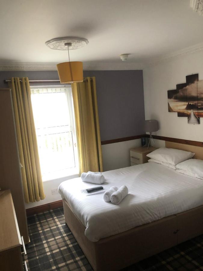 Boathouse Hotel Holyhead Eksteriør bilde