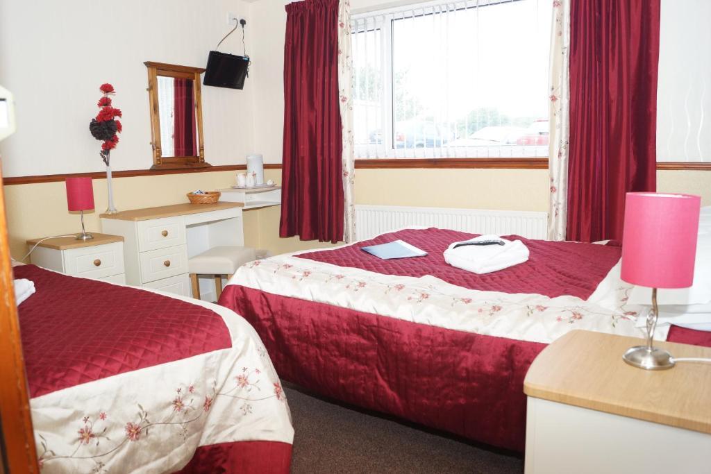 Boathouse Hotel Holyhead Rom bilde